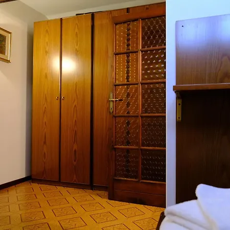 La Casa Dei Percy Apartment Varenna